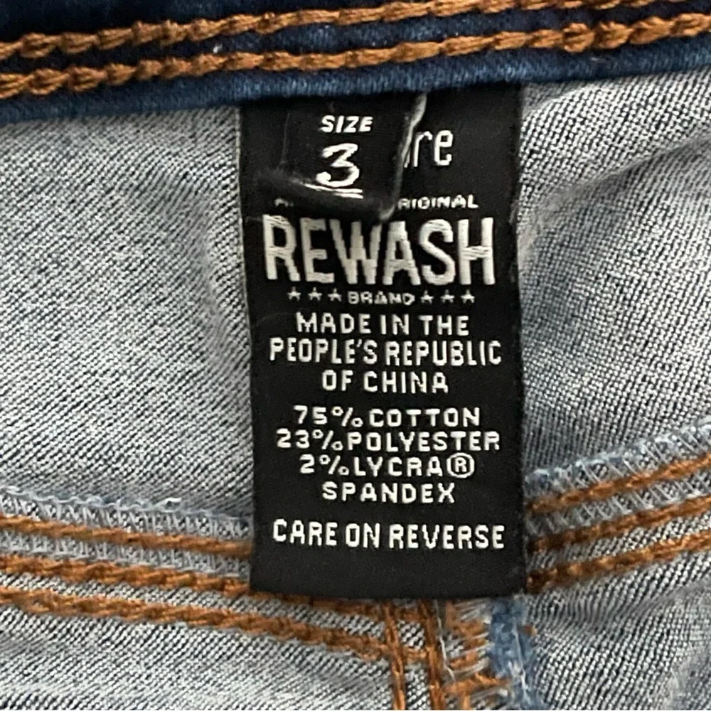 REWASH High Rise Comfort Stretch Distressed Denim Shorts Size 3 - Picture 13 of 16